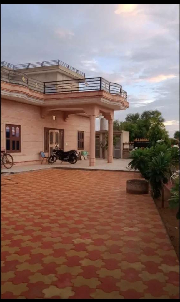 4 BHK House/Villa for rent to Family, Couple