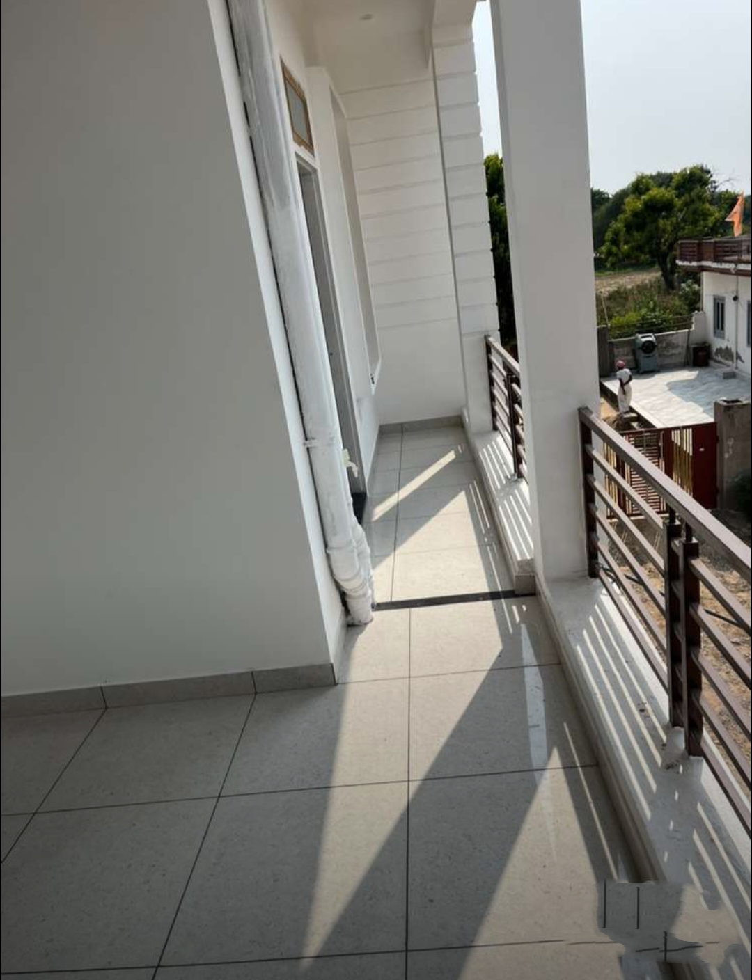 2 BHK Apartment for rent to Family, Girls