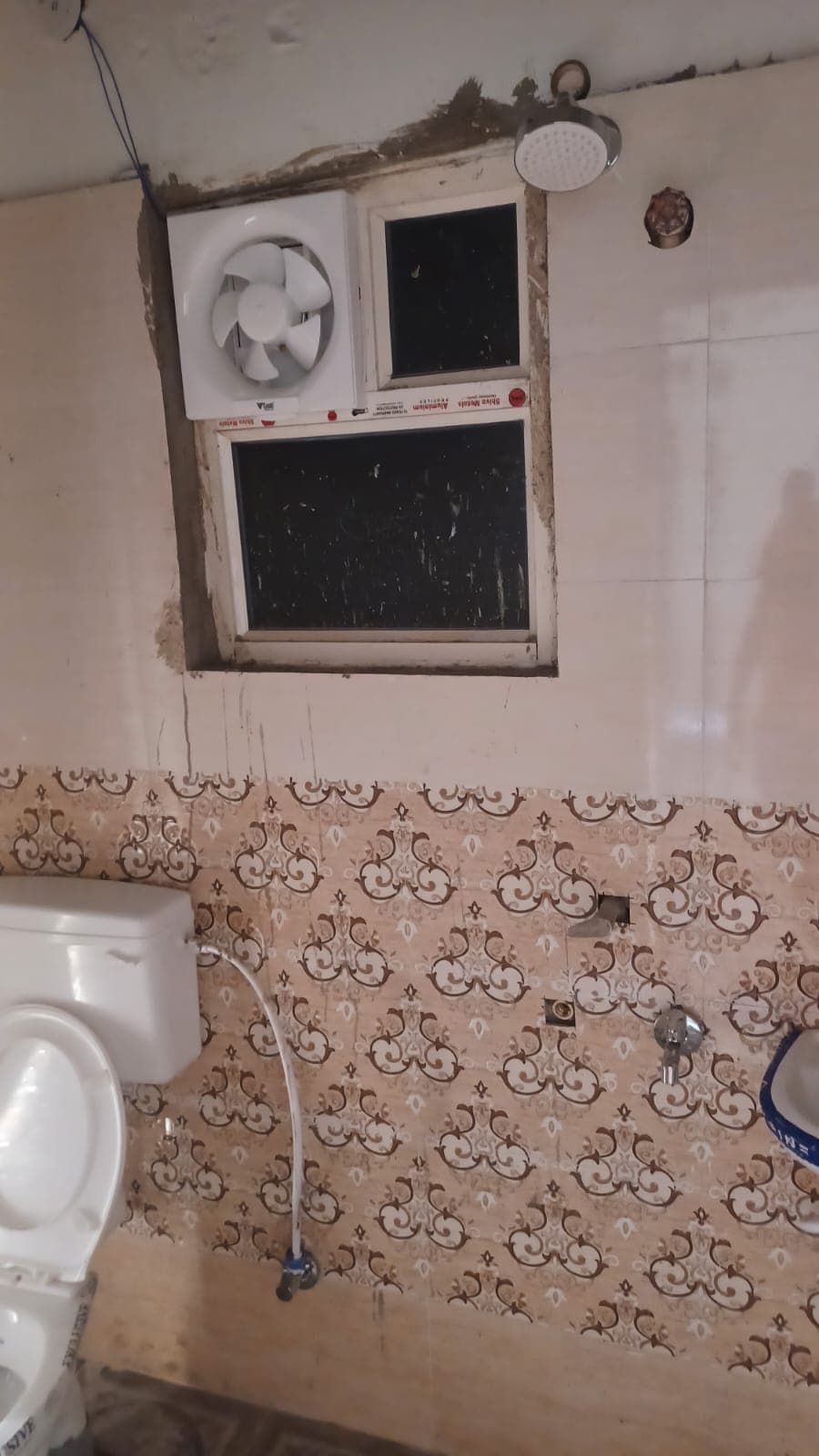 2 BHK in Apartment for Rent for Employee, Couple, Students, Family