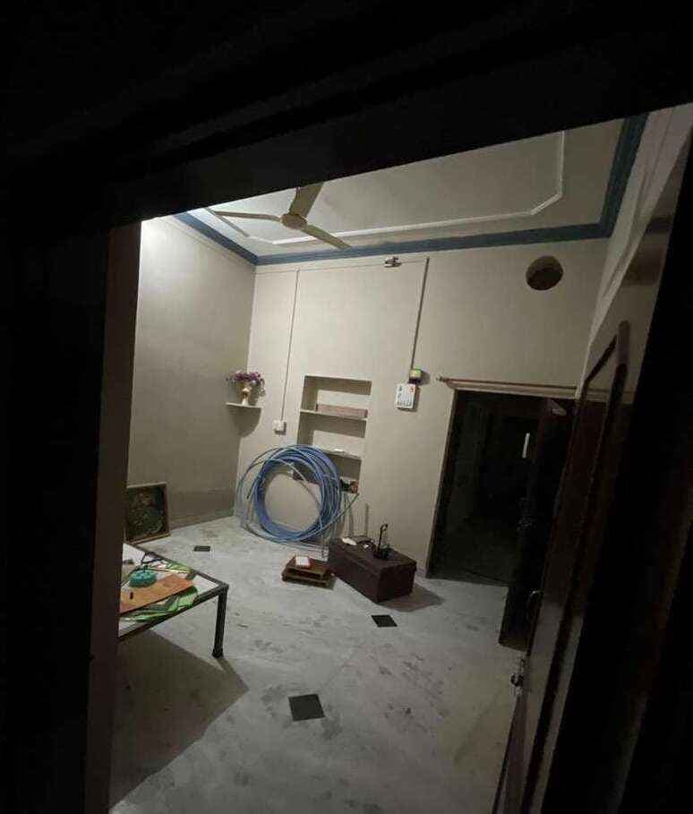 Single Room/Studio House/Villa for rent to Boy, Student
