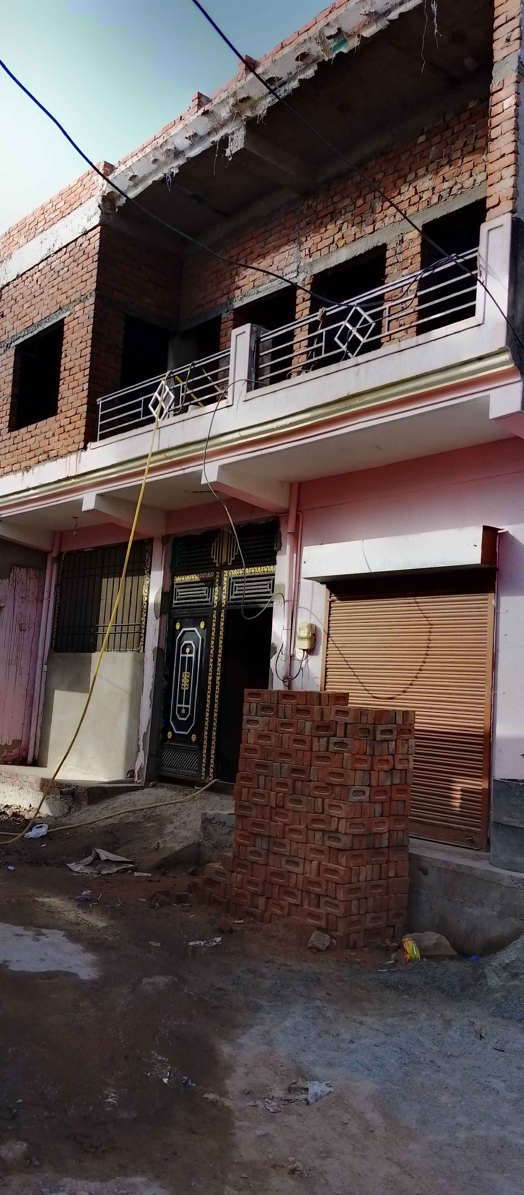 Single Room/Studio House/Villa for rent to Boy, Girl, Family, Student, Couple, Employee, Sibling