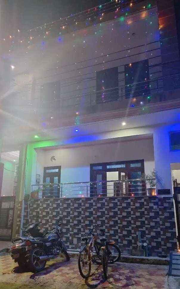 2 BHK House/Villa for rent to Girl, Family