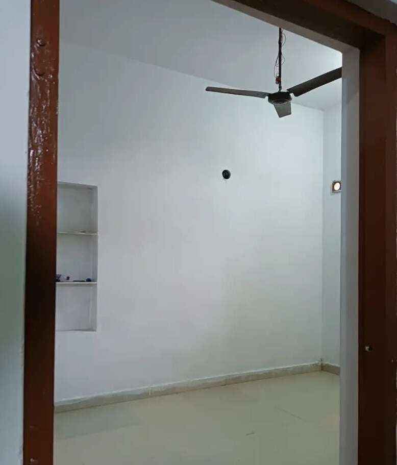 Single Room/Studio House/Villa for rent to Boy, Girl, Family, Student, Couple, Employee, Sibling