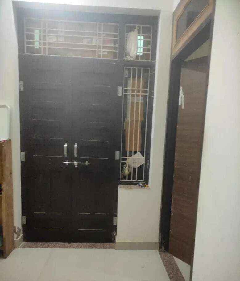 2 BHK Apartment for rent to Family, Girl