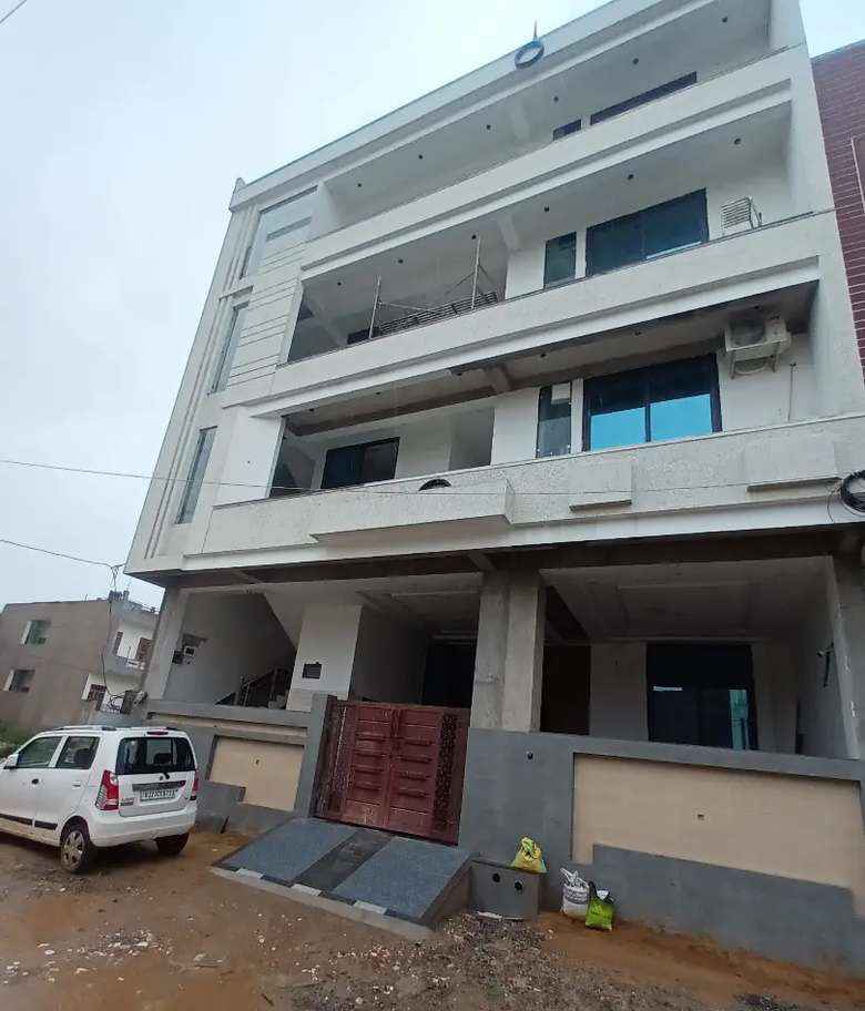 2 BHK Apartment for rent to Family