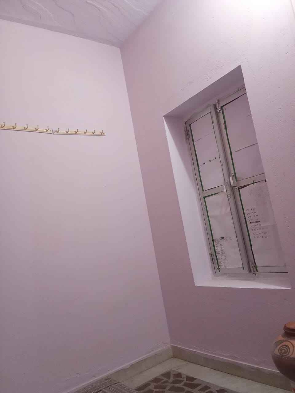 Single Room/Studio House/Villa for rent to Boys, Girls, Students