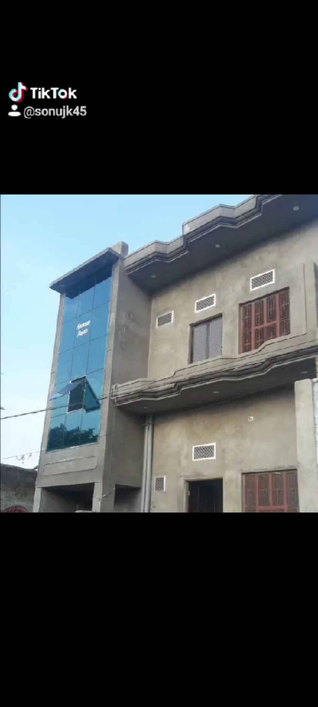 Single Room/Studio House/Villa for rent to Girls