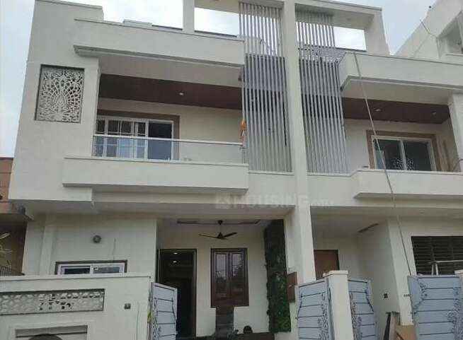 Single Room/Studio House/Villa for rent to Girls