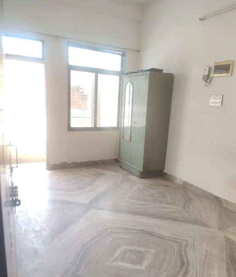 1 BHK House/Villa for rent to Girls, Family