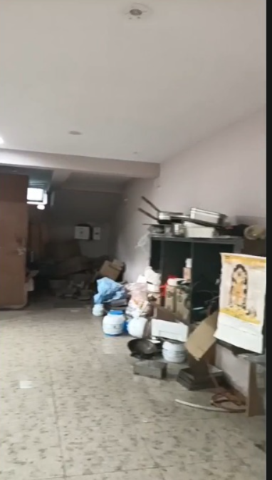 Hall/Godown for rent