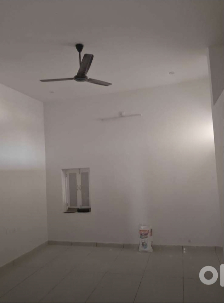 2 BHK House/Villa for rent to Family, Students, Sibling