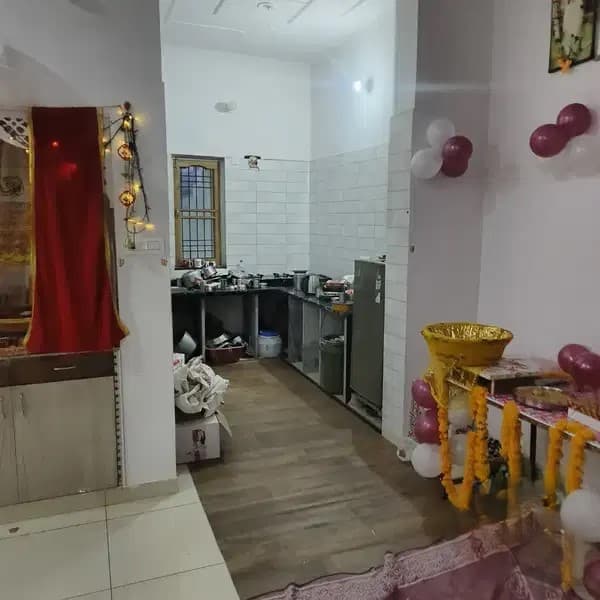 2 BHK House/Villa for rent to Family, Sibling