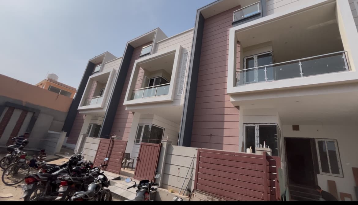 4 BHK House/Villa for sale