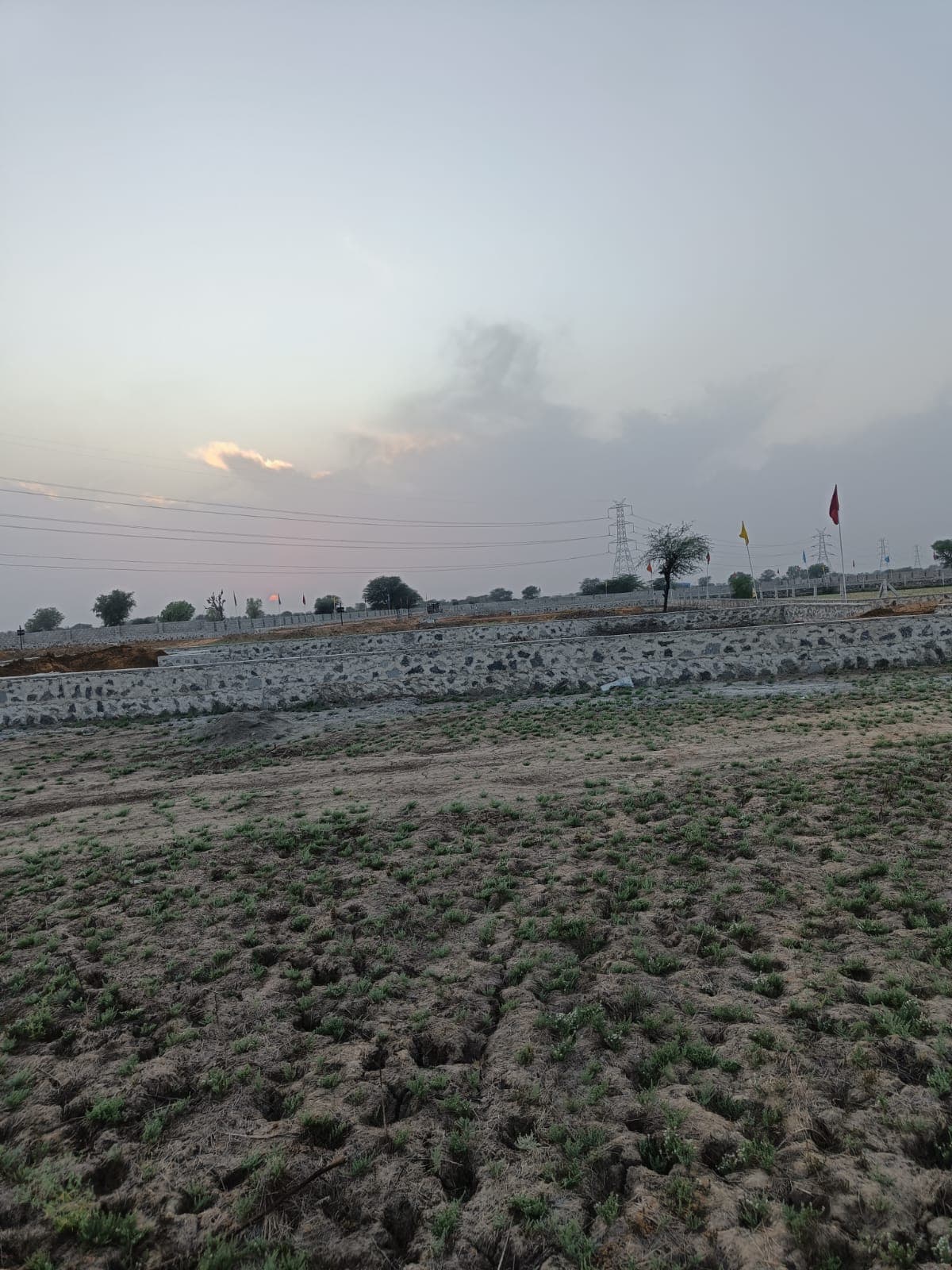 Plot Only 15 Lakh 
