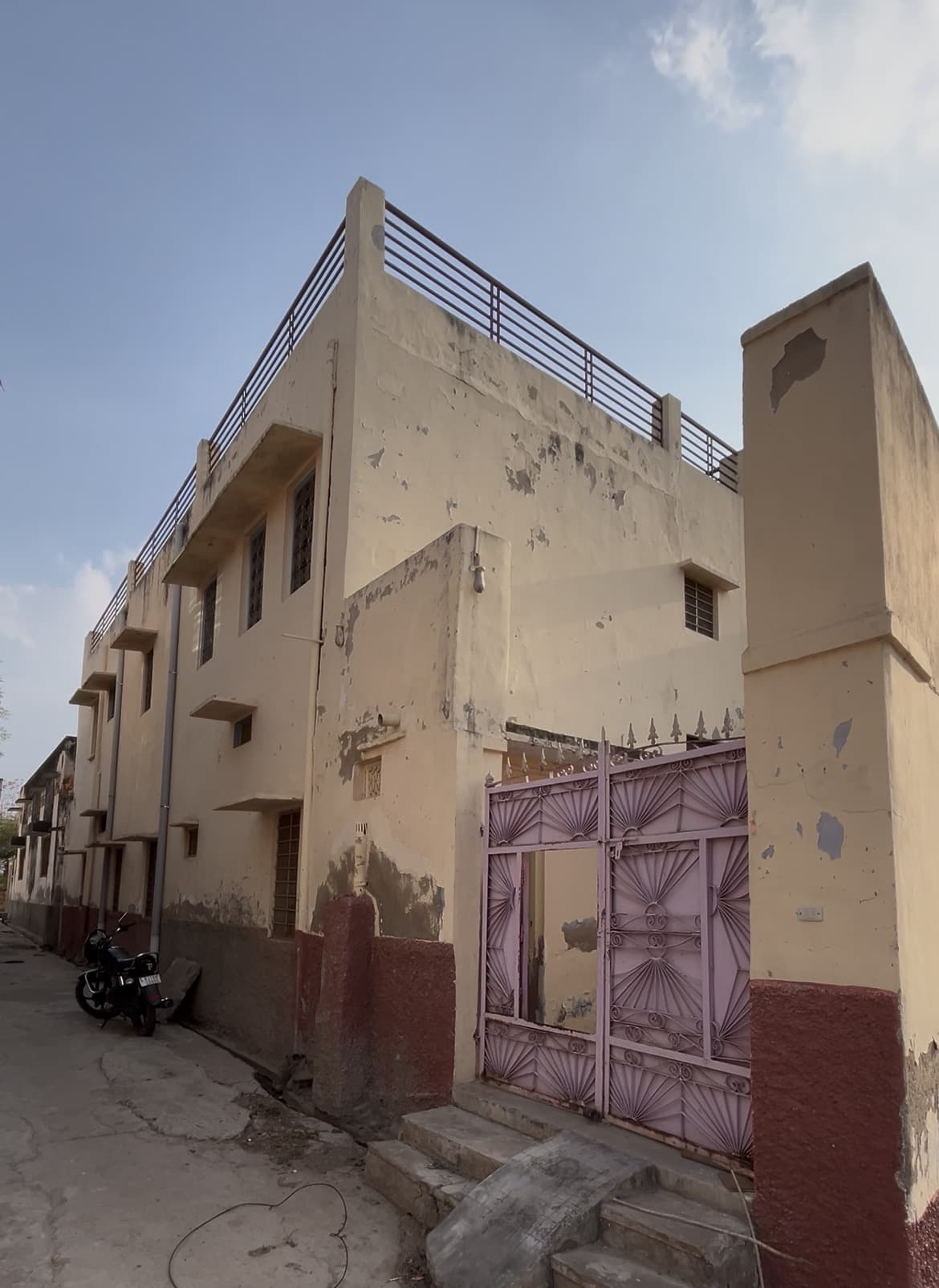 4+ BHK House/Villa for sale