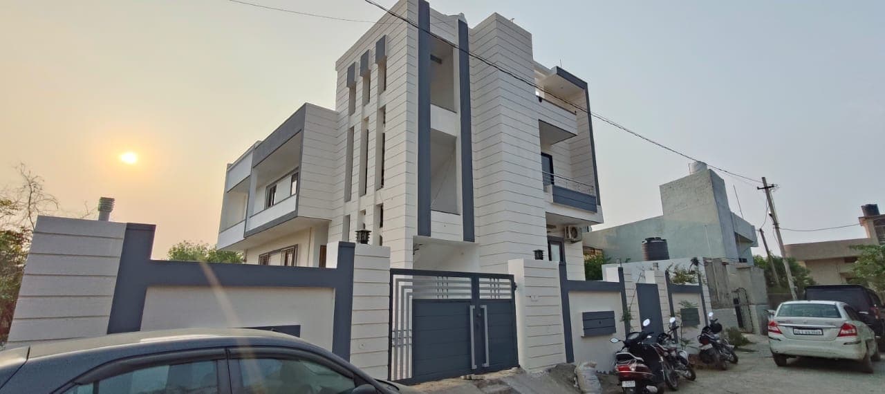 3 BHK House/Villa for rent to Girls, Family, Sibling