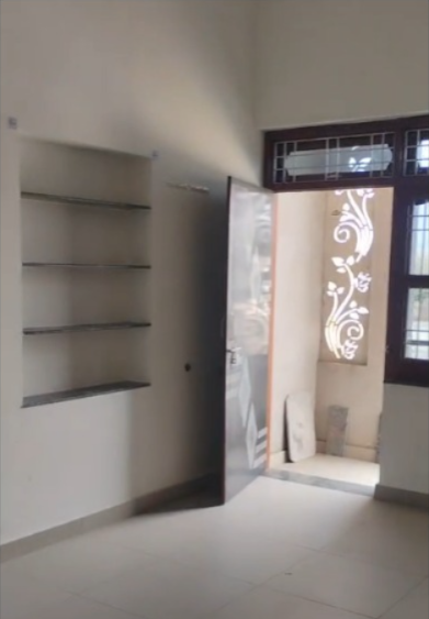 1 BHK House/Villa for rent to Family, Employee, Sibling