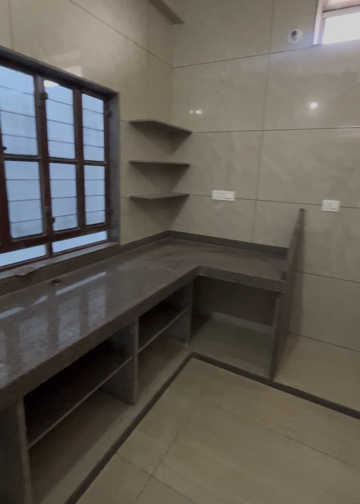 2 BHK Apartment for rent to Family