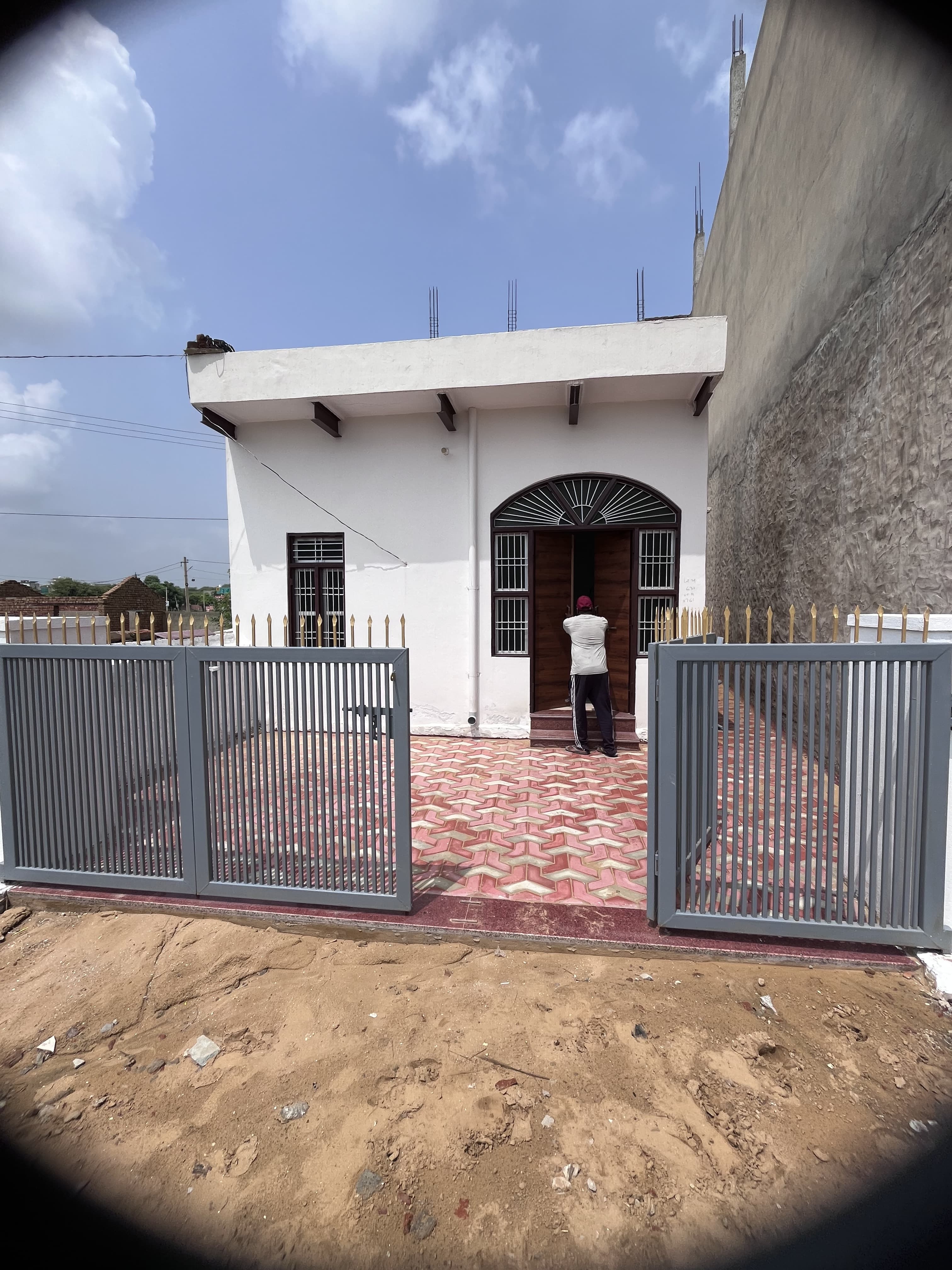 1 BHK House/Villa for sale