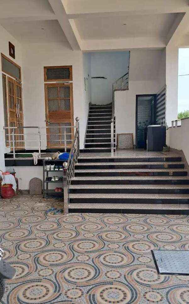 Single Room/Studio House/Villa for rent to Girl
