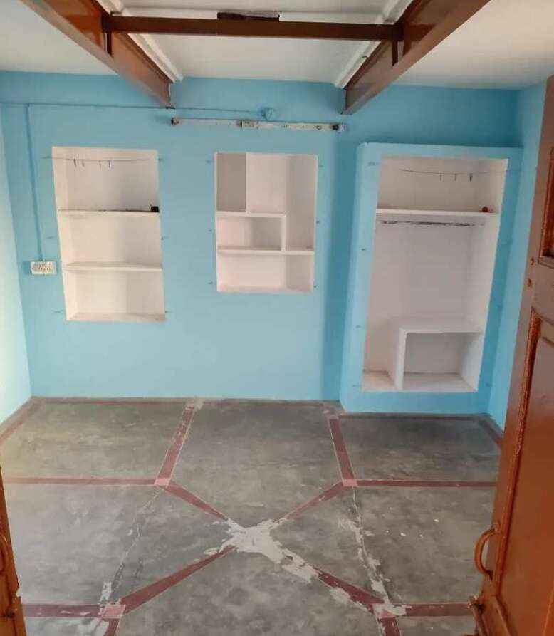 2 RK House/Villa for rent to Family