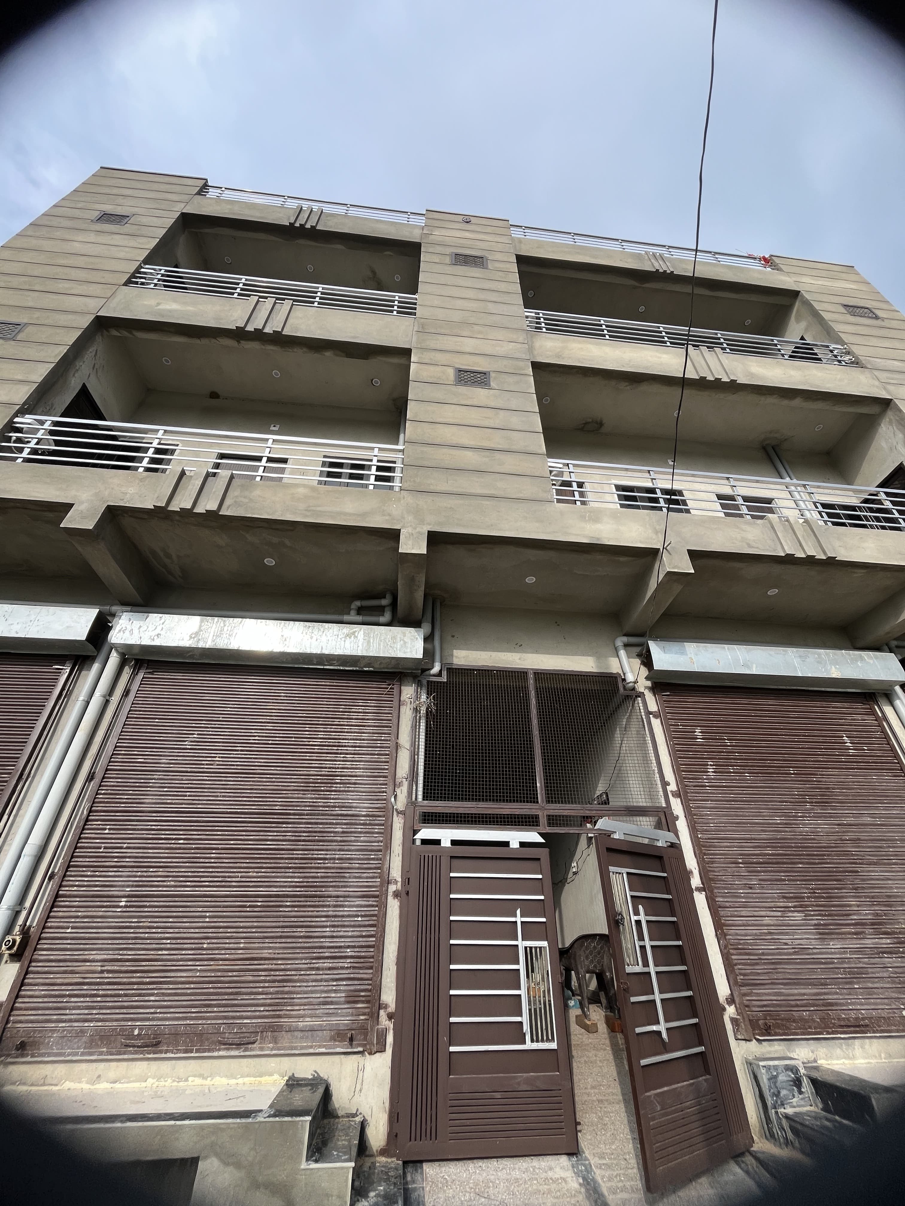 3 BHK Apartment for rent to Family, Girls, Sibling