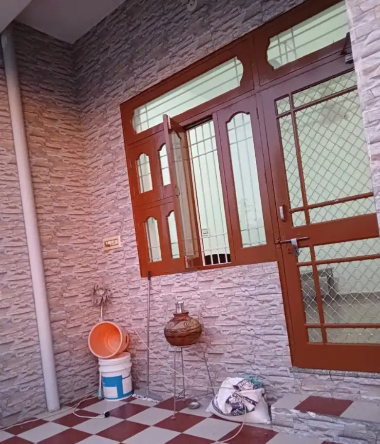 2 BHK House/Villa for rent to Family